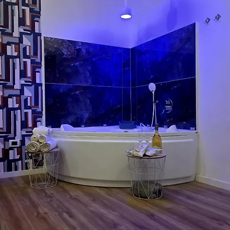Garibaldi Maison - & Jacuzzi Nápoly